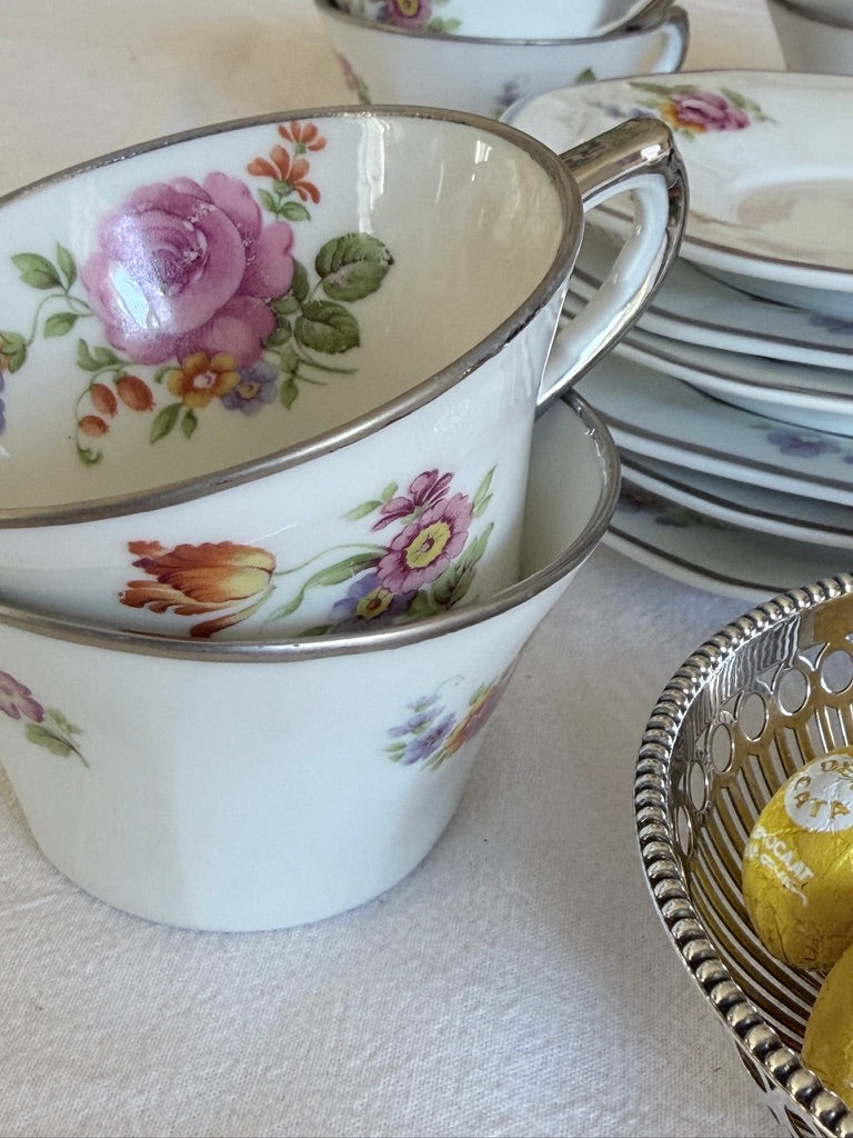 Compleet theeservies Reinastrid