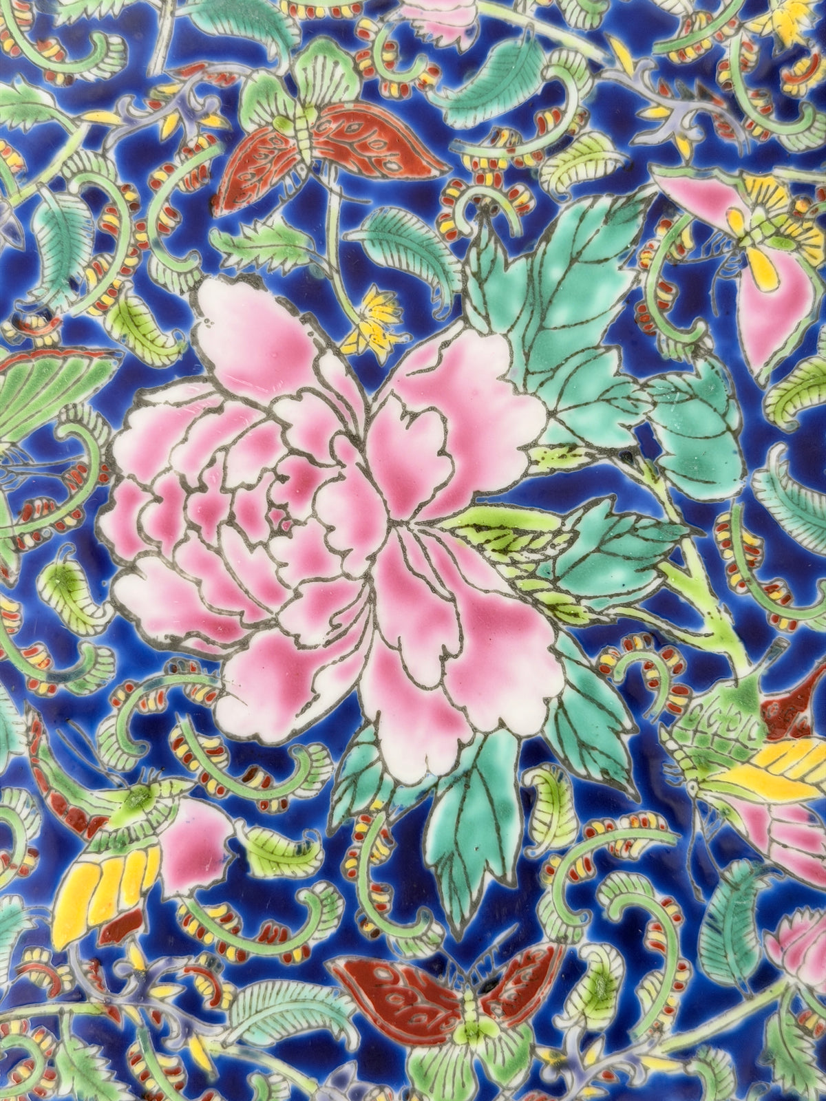 Prachtig Groot Chinees in "Famille Rose" stijl sierbord