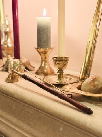 Candle snuffers 