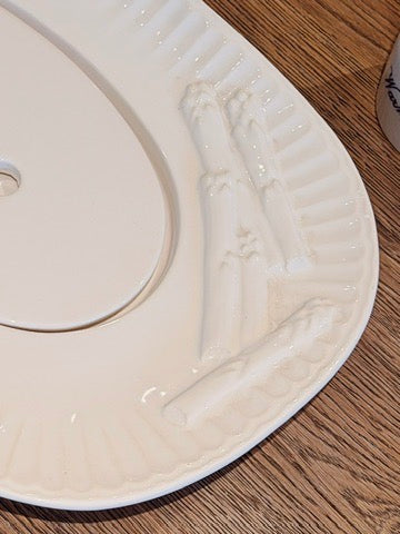 Witte klassieke aspergesschaal