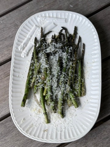 Witte klassieke aspergesschaal