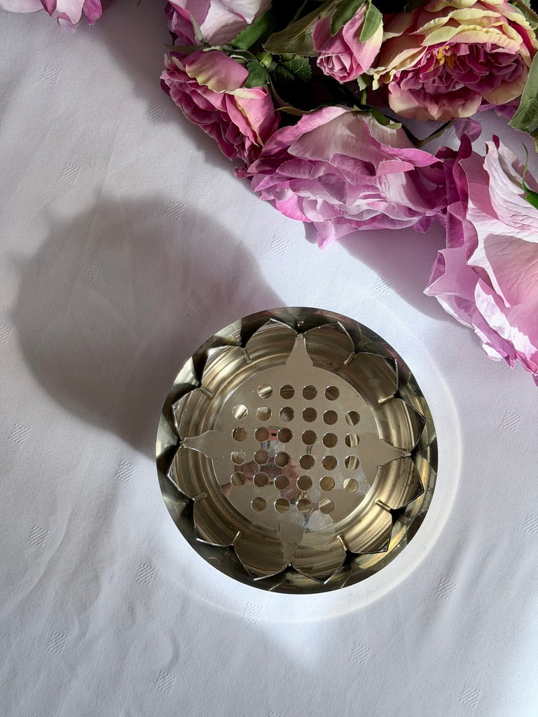 A unique vintage marriage: Pewter STIEFF centerpiece from the USA with a silverplate Lotus flowerfrog from Italy